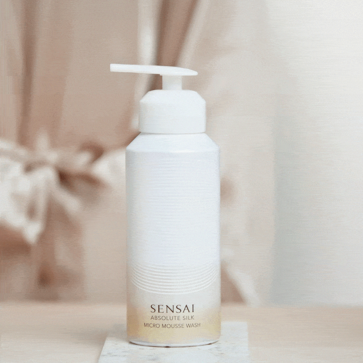 SENSAI Absolute Silk Nettoyant Micro Mousse